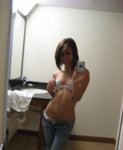 Selfshots - brunette beauty with tiny tits serie 4 2/15