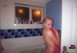 Hot blonde gf selfpics 1/9