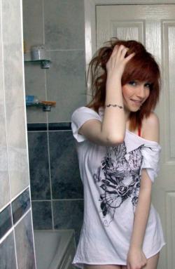 Pikotop - skinny teen posing in bathroom - redhead 2/25