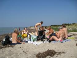 Saggy old nudists 9/25