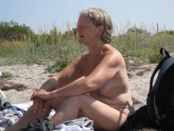 Saggy old nudists 14/25