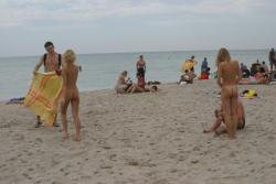 Teens on the beach - 04  24/50