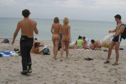 Teens on the beach - 04  25/50
