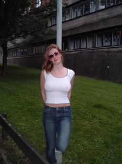 Busty girl posing - redhead serie 27 2/27