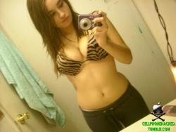 A busty teen bombshell took some sexy selfpics  42/65