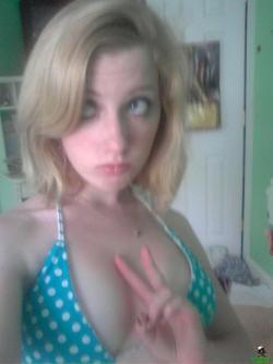 Horny emo teen girlfriend poses for some selfpics 45/50