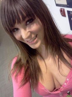 Cellphone hacked - amazing tina self shots (hd) 23/70