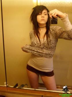 Cellphone hacked - one of the hottest selfshot bombshells of all time 3/31