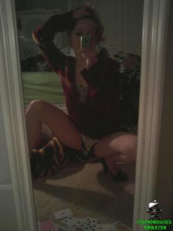 This horny emo teen girlfriend poses for some selfpics 48/50
