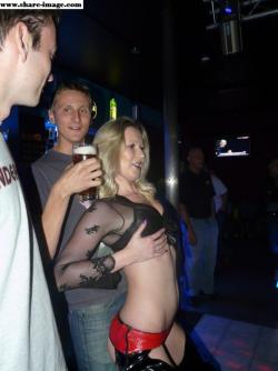 Party girls in club - strip show at party(16 pics)