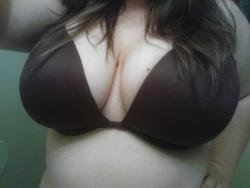 Stupid teen with fat titties 14/37