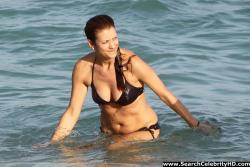Kate walsh bikini pokies - celebrity 1/9
