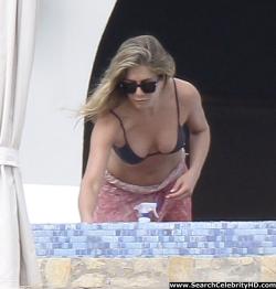 Jennifer aniston - bikini candids in los cabos - celebrity 1/13