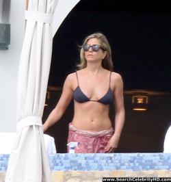 Jennifer aniston - bikini candids in los cabos - celebrity 6/13