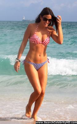 Claudia romani - bikini candids in miami - celebrity 4/16