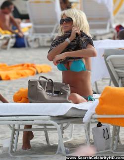 Victoria silvstedt - bikini candids in miami - celebrity 5/13