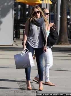 Hilary duff - out and about shopping candids in beverly hills - celebrity 26/54