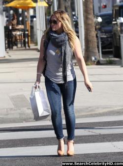Hilary duff - out and about shopping candids in beverly hills - celebrity 49/54
