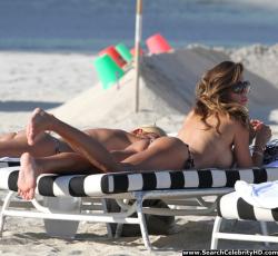 Claudia galanti topless bikini candids on beach in miami - celebrity 9/61