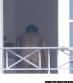Rihanna naked ass and topless boobs candids through her balcony window - celebrity 1/40