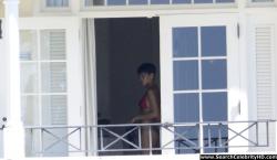 Rihanna naked ass and topless boobs candids through her balcony window - celebrity 38/40