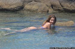 Adriana volpe – candid topless, swimsuit, bikini - celebrity 36/37
