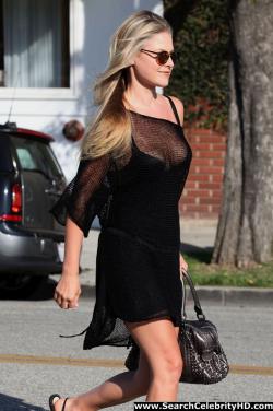 Ali larter - cleavage candids in los angeles - celebrity 6/19