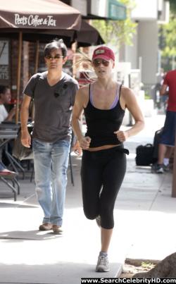 Ali larter - jogging candids in west hollywood - celebrity 3/14