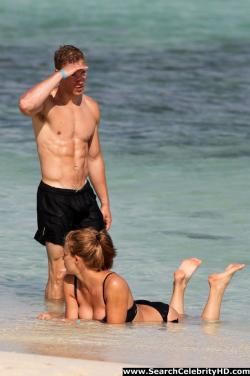 Gemma atkinson - bikini candids in aruba - celebrity 14/22