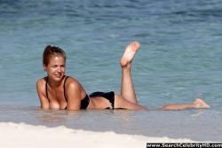 Gemma atkinson - bikini candids in aruba - celebrity 15/22
