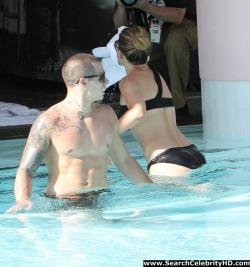 Jennifer lopez - bikini candids in miami - celebrity 2/9