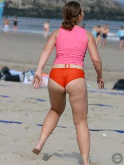 Sexy beach volleyball girls 20/41
