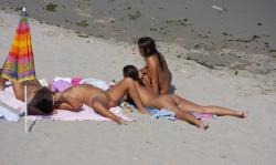 Amateur girls on beach 05 21/42