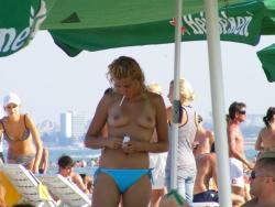 Amateur girls on beach 17 14/72