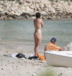 Amateur girls on beach 19 1/55