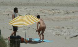 Amateur girls on beach 19 50/55