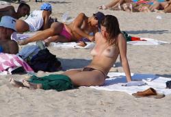 Amateur girls on beach 23 57/72