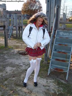 Naughty schoolgirl 13/14