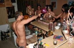 Amateur naked party 202/516