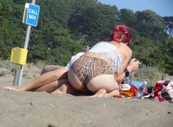 Amateur girls on beach 08 27/48