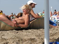 Amateur girls on beach 30 32/72