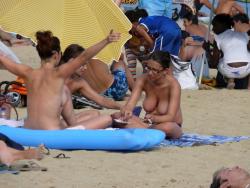 Amateur girls on beach 39 129/169