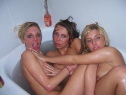 Sexy bathtube babes 13 31/71