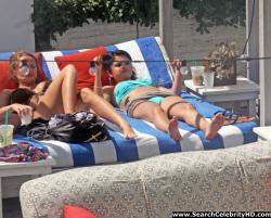 Selena gomez - bikini candids in miami 40/40