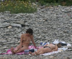 Amateur girls on beach 24 7/48