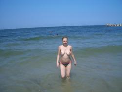 Amateur girls on beach 16 41/72
