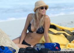 Elin nordegren bikini candids 4/6