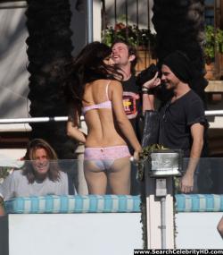 Adriana lima - victoria secret bikini shoot in malibu - celebrity 2/15