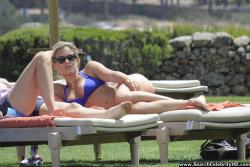 Bar refaeli - bikini nipslip candids in porto cervo - celebrity 1/21