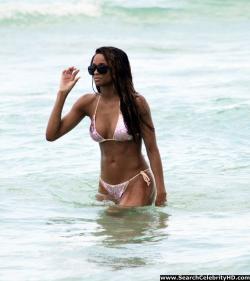Ciara - bikini candids in miami - celebrity 11/24